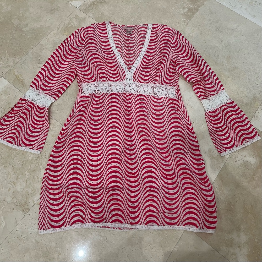 Lilypod Pink and White Wave Pattern Dress